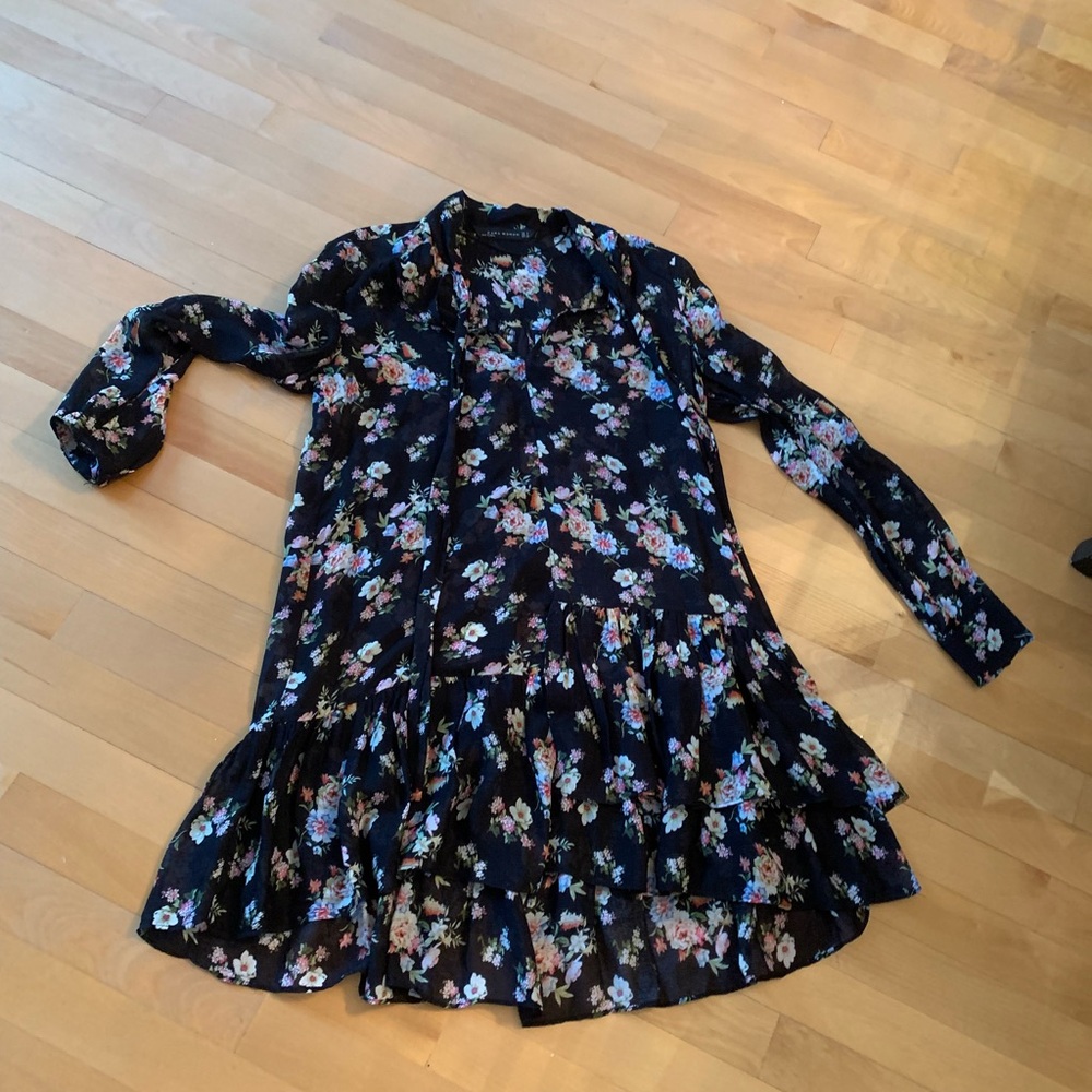 Zara floral dress excellent condition